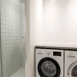 דירה Stylish 3br W Two Balconies
