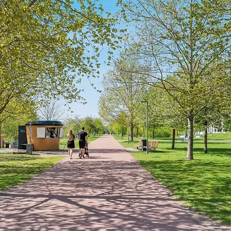 Stylish 3br W Two Balconies Copenhagen