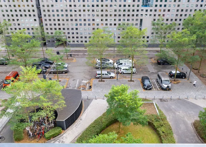 Apartment Stylish 3br W Two Balconies Kopenhagen