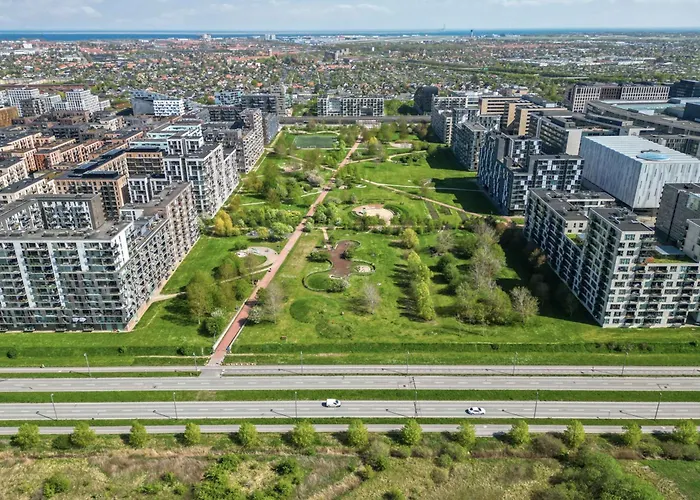 Stylish 3br W Two Balconies * Kopenhagen