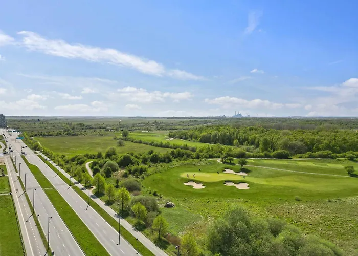 Διαμέρισμα Stylish 3br W Two Balconies *