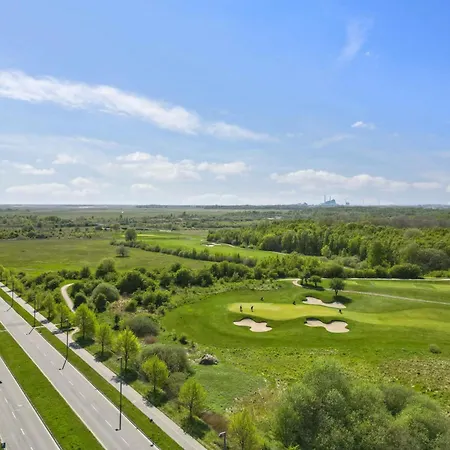 Apartment Stylish 3br W Two Balconies *