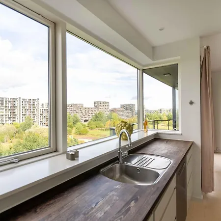 Stylish 3br W Two Balconies Copenhaga