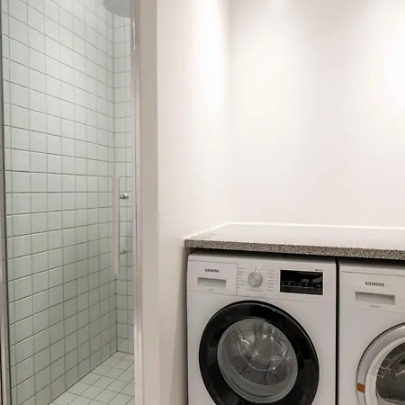 Apartamento Stylish 3br W Two Balconies